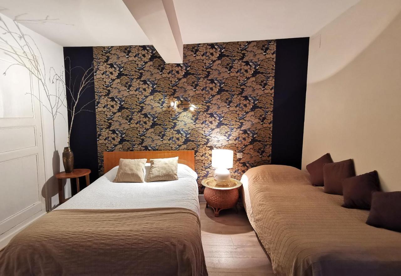 Logis Hotel Restaurant La Barguillere Saint-Pierre-de-Rivière Esterno foto